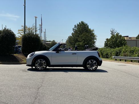 New 2026 MINI Cooper S image 13