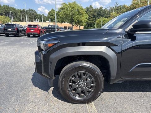 Certified 2025 Toyota 4Runner SR5 AWD/4WD image 28