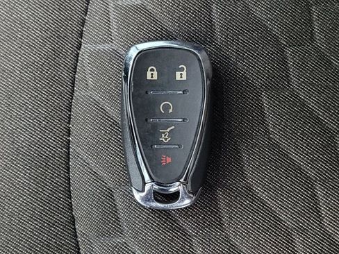 Used 2018 Chevrolet Equinox LT w/ Sun & Infotainment Package FWD image 32