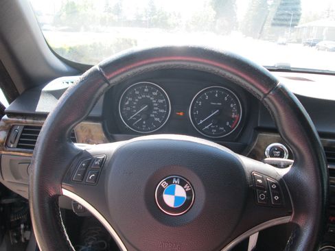 Used 2008 BMW 328i Convertible RWD image 13