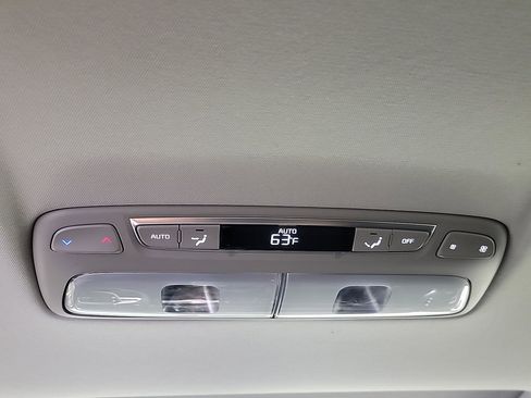 Used 2025 Kia Telluride EX w/ EX Captain's Chair Package AWD/4WD image 24