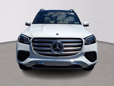 Certified 2025 Mercedes-Benz GLS 450 4MATIC image 2
