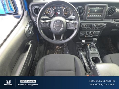 Used 2022 Jeep Wrangler Unlimited Sport image 3
