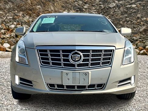 Used 2015 Cadillac XTS Luxury image 3