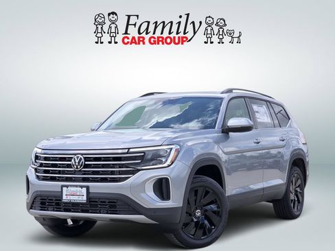 New 2026 Volkswagen Atlas SE FWD image 1
