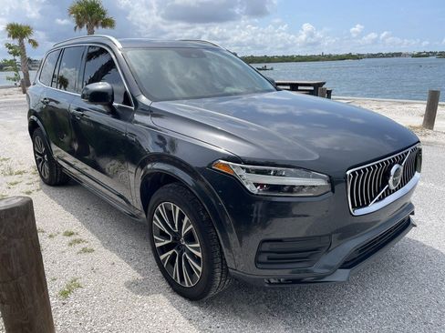Used 2021 Volvo XC90 T6 Momentum w/ Protection Package Premier AWD/4WD image 36