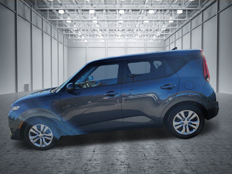 Used 2021 Kia Soul LX FWD image 10