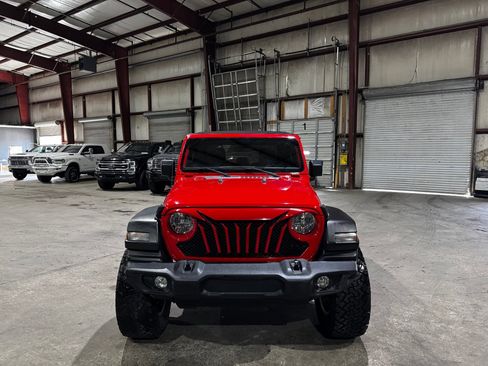 Used 2020 Jeep Gladiator Sport w/ Quick Order Package 24S image 10