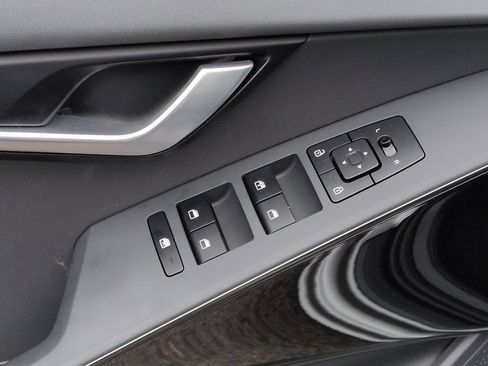 Certified 2023 Kia Niro Wind FWD image 24
