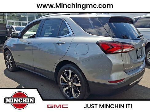 Used 2023 Chevrolet Equinox Premier AWD/4WD image 4