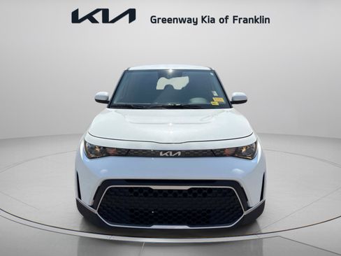 Used 2025 Kia Soul LX w/ LX Technology Package FWD image 2