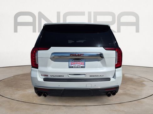 Used 2022 GMC Yukon XL Denali w/ Denali Ultimate Package image 9