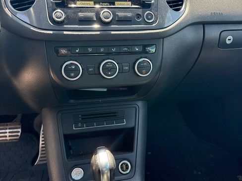 Used 2014 Volkswagen Tiguan R-Line FWD image 12