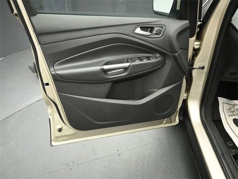 Certified 2018 Ford Escape Titanium w/ Ford Safe & Smart Package image 21