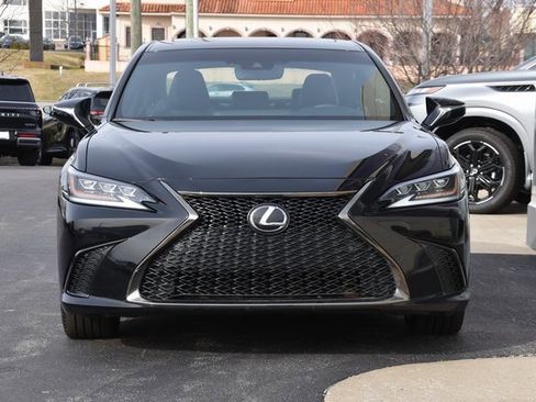 Used 2019 Lexus ES 350 F Sport w/ Accessory Package image 12
