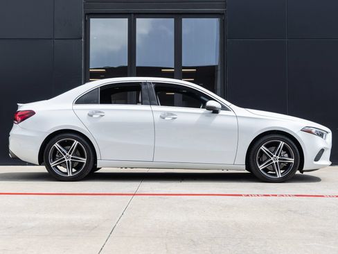 Used 2019 Mercedes-Benz A 220 image 10