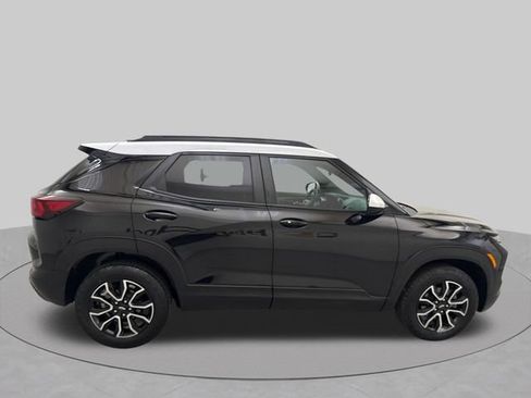 Used 2024 Chevrolet TrailBlazer ACTIV w/ Convenience Package AWD/4WD image 6