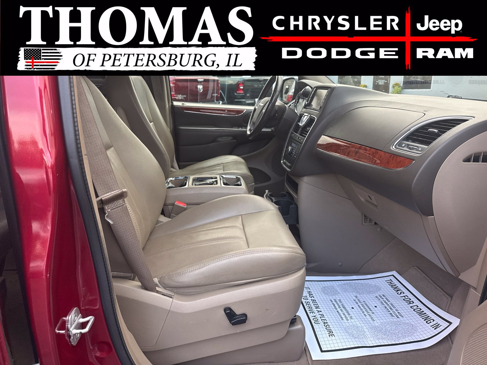 Used 2013 Chrysler Town & Country Touring-L FWD image 29
