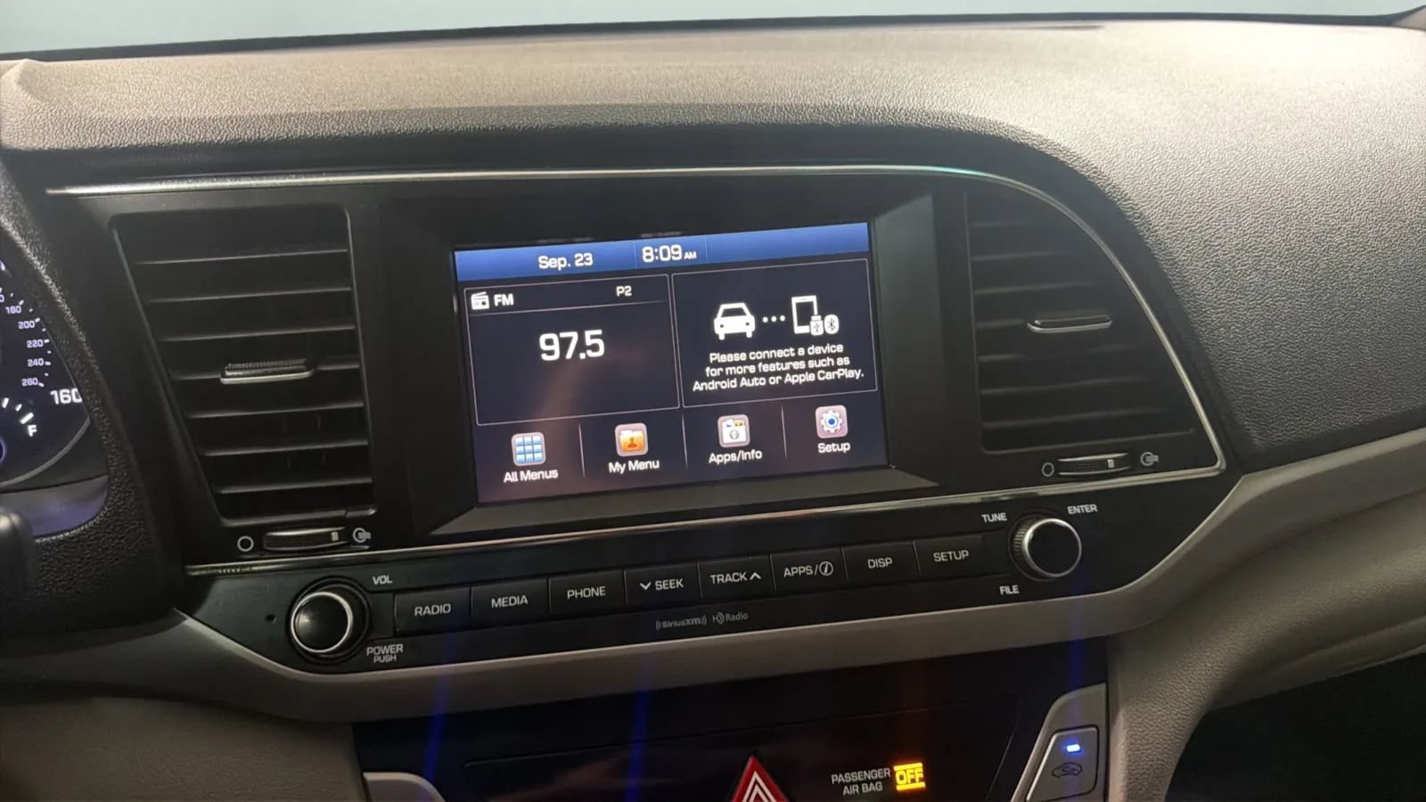 Used 2018 Hyundai Elantra SEL FWD image 14