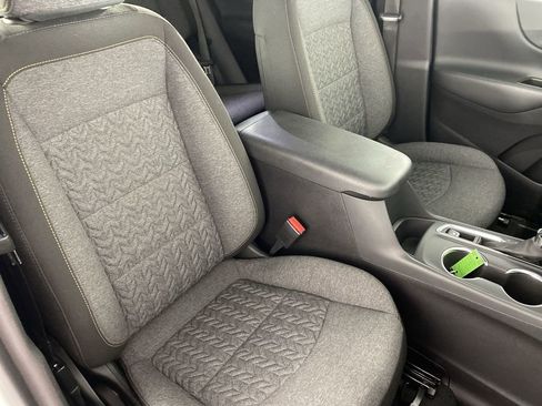 Used 2023 Chevrolet Equinox LT image 29