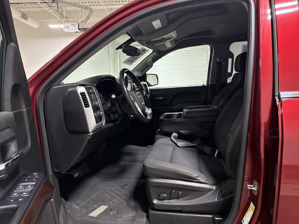 Used 2019 GMC Sierra 1500 SLE w/ SLE Value Package AWD/4WD image 19