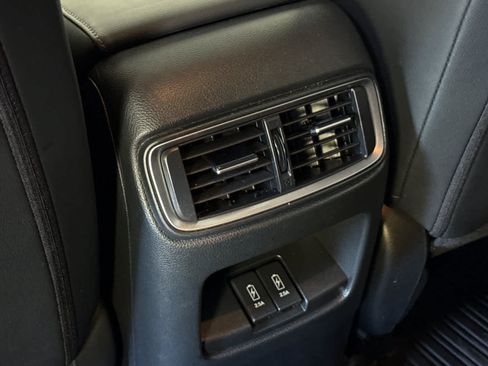 Used 2022 Honda CR-V Touring image 14