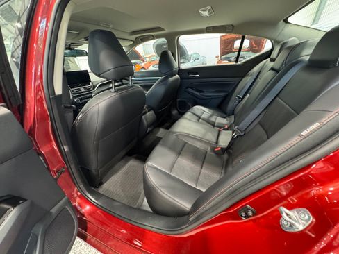 Used 2024 Nissan Altima 2.5 SR w/ SR Premium Package AWD/4WD image 11