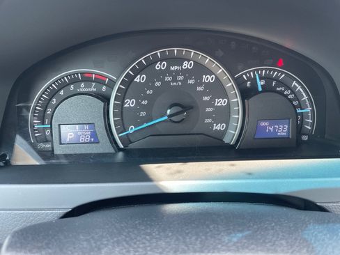 Used 2012 Toyota Camry LE FWD image 13