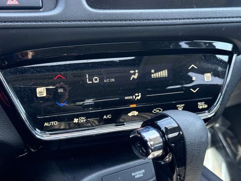 Used 2020 Honda HR-V EX image 12