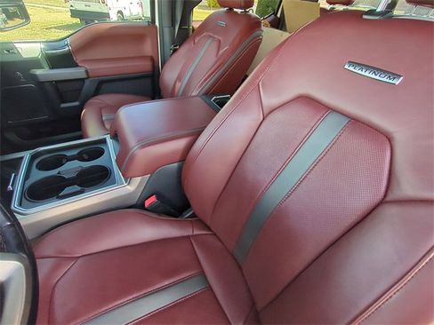 Used 2022 Ford F350 Platinum w/ FX4 Off-Road Package image 21