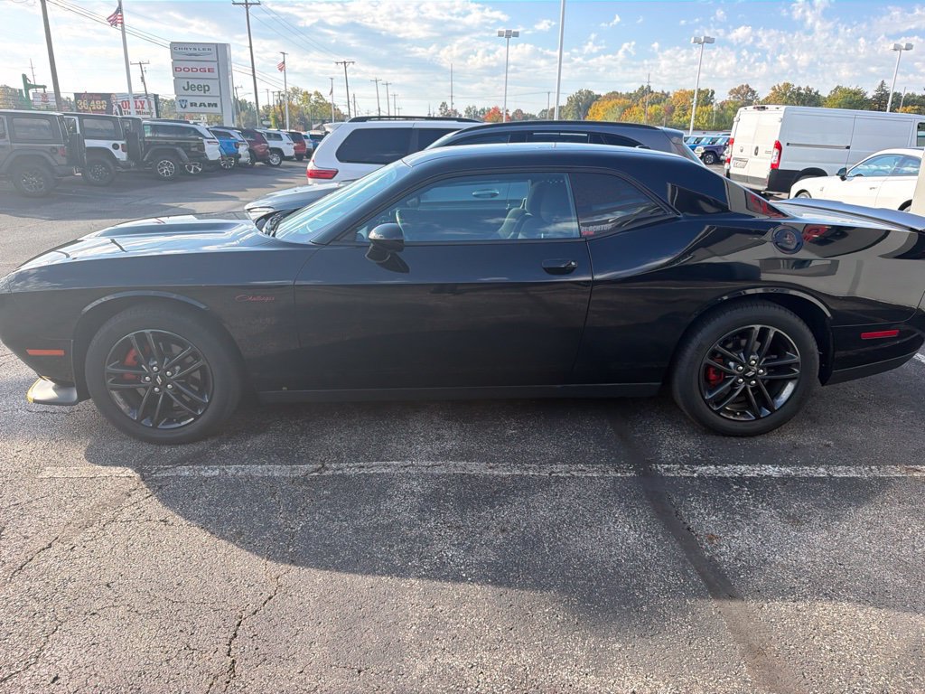 Used 2019 Dodge Challenger GT w/ Blacktop Package AWD/4WD image 5