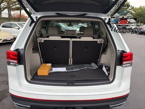 New 2026 Volkswagen Atlas SE image 24
