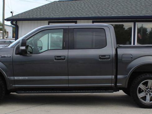 Used 2018 Ford F150 Lariat w/ Equipment Group 502A Luxury AWD/4WD image 2