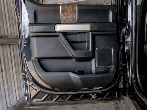 Used 2019 Ford F250 Lariat w/ Lariat Ultimate Package image 46