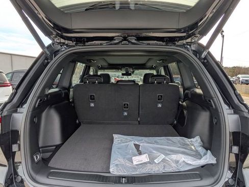 New 2026 Jeep Grand Cherokee Limited w/ Luxury Tech Group II image 26