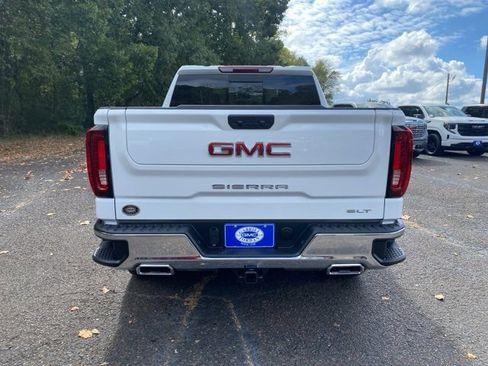 New 2026 GMC Sierra 1500 SLT image 6