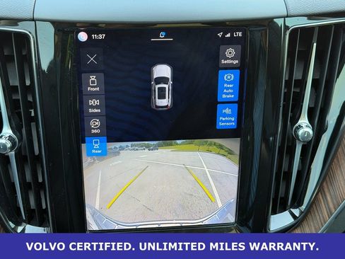 Certified 2023 Volvo XC60 B5 Plus FWD image 22