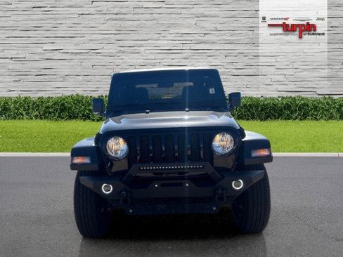 Used 2022 Jeep Wrangler Sport image 8