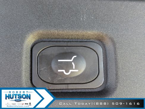 New 2026 Ford Expedition Platinum image 10