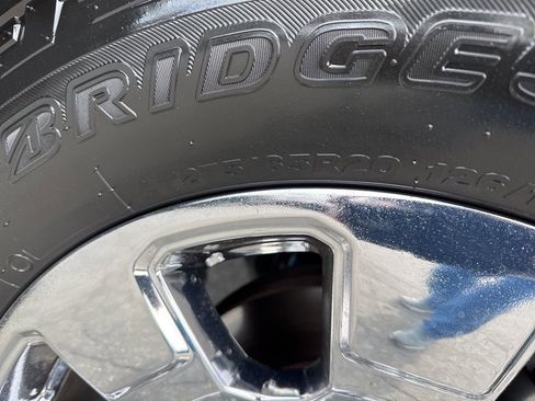 Used 2023 Ford F350 Lariat w/ Lariat Ultimate Package image 36