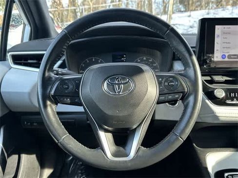 Used 2023 Toyota Corolla SE image 7