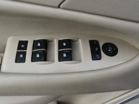 Used 2020 Cadillac Escalade ESV Premium Luxury image 39