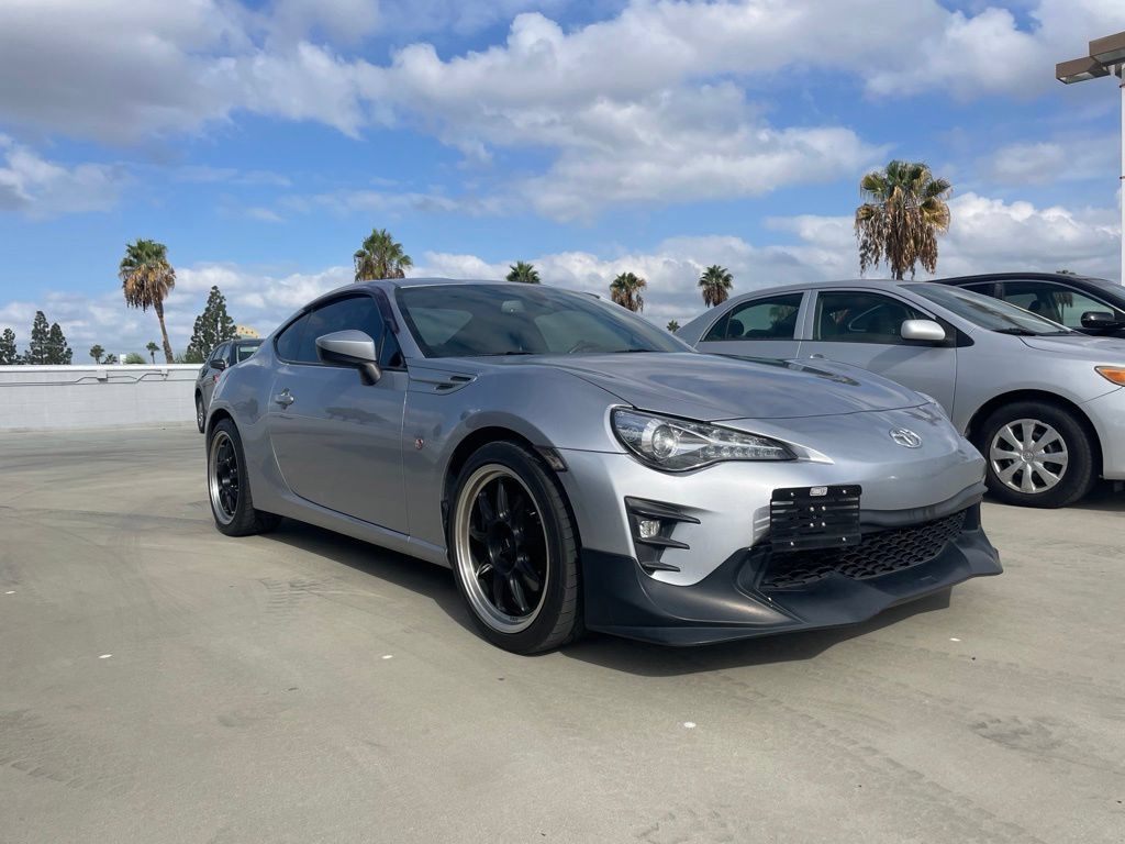 Used 2020 Toyota 86 RWD image 1