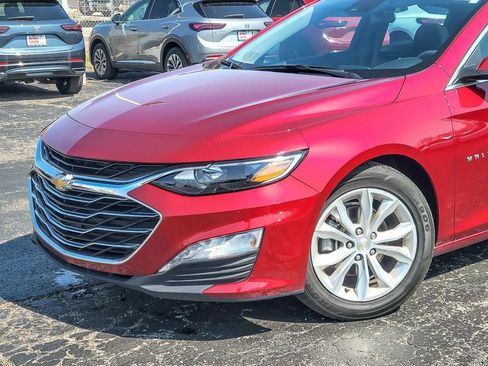 Used 2024 Chevrolet Malibu LT FWD image 3