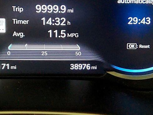 Used 2023 Genesis GV80 3.5T Advanced + AWD/4WD image 16