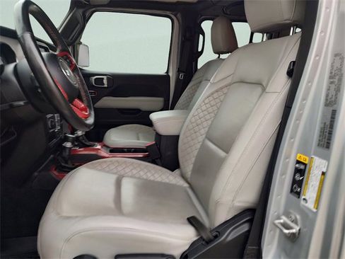 Certified 2022 Jeep Wrangler Unlimited Sahara image 30