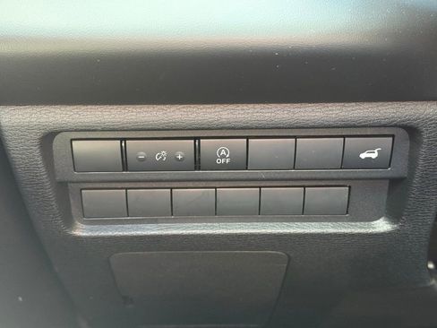 New 2026 Mitsubishi Outlander SE AWD/4WD image 9