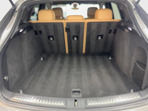 Used 2018 Porsche Macan image 76