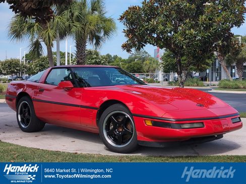 Used 1995 Chevrolet Corvette Coupe RWD image 1