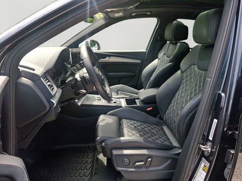 Used 2019 Audi SQ5 Premium Plus w/ Premium Plus Package AWD/4WD image 14